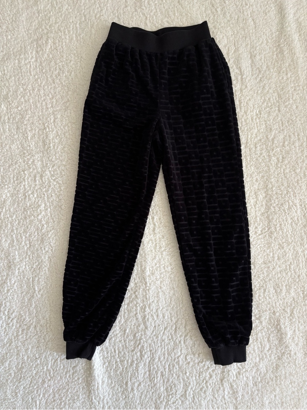 GUESS Black Textured Velvet Jogger Pants XS High Rise Pull On Geometric 2021
